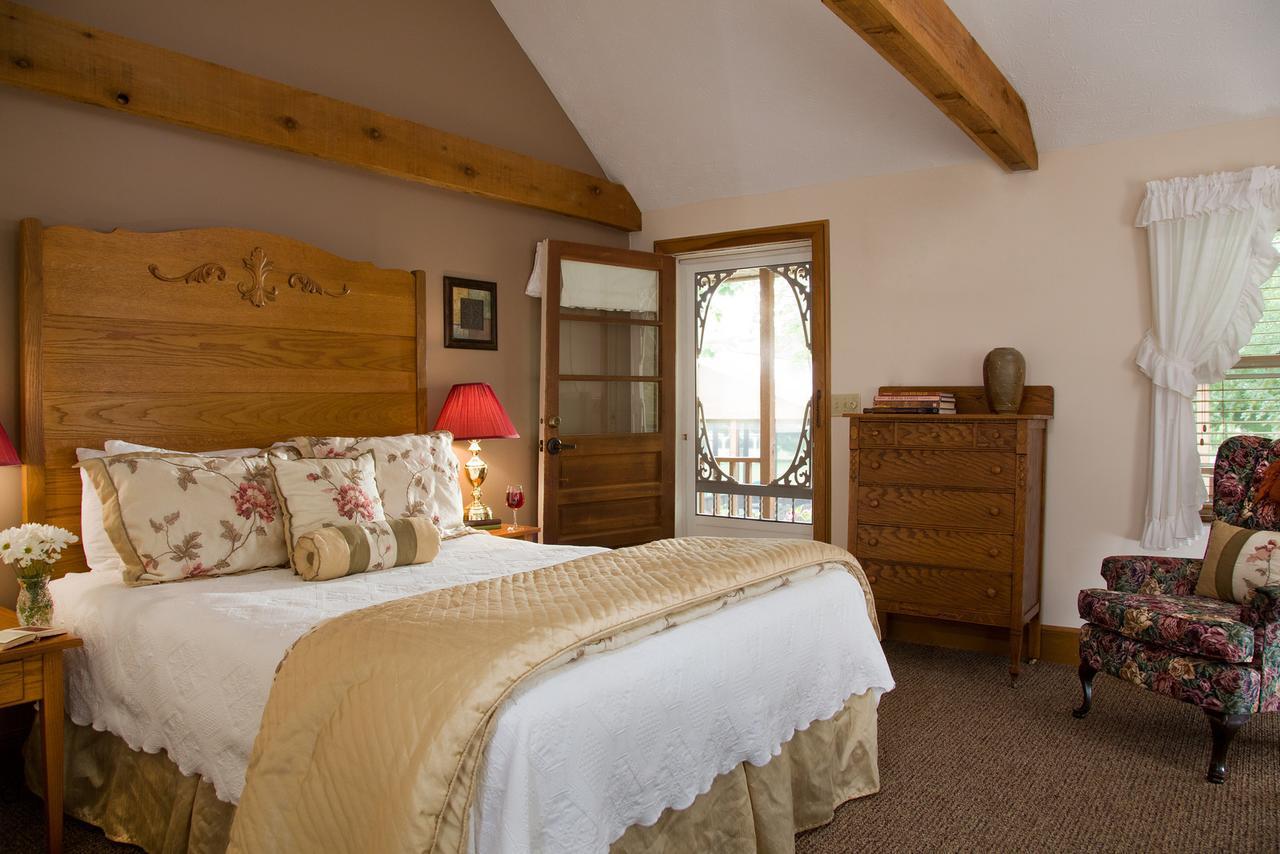 The White Oak Inn Zuck Exterior foto